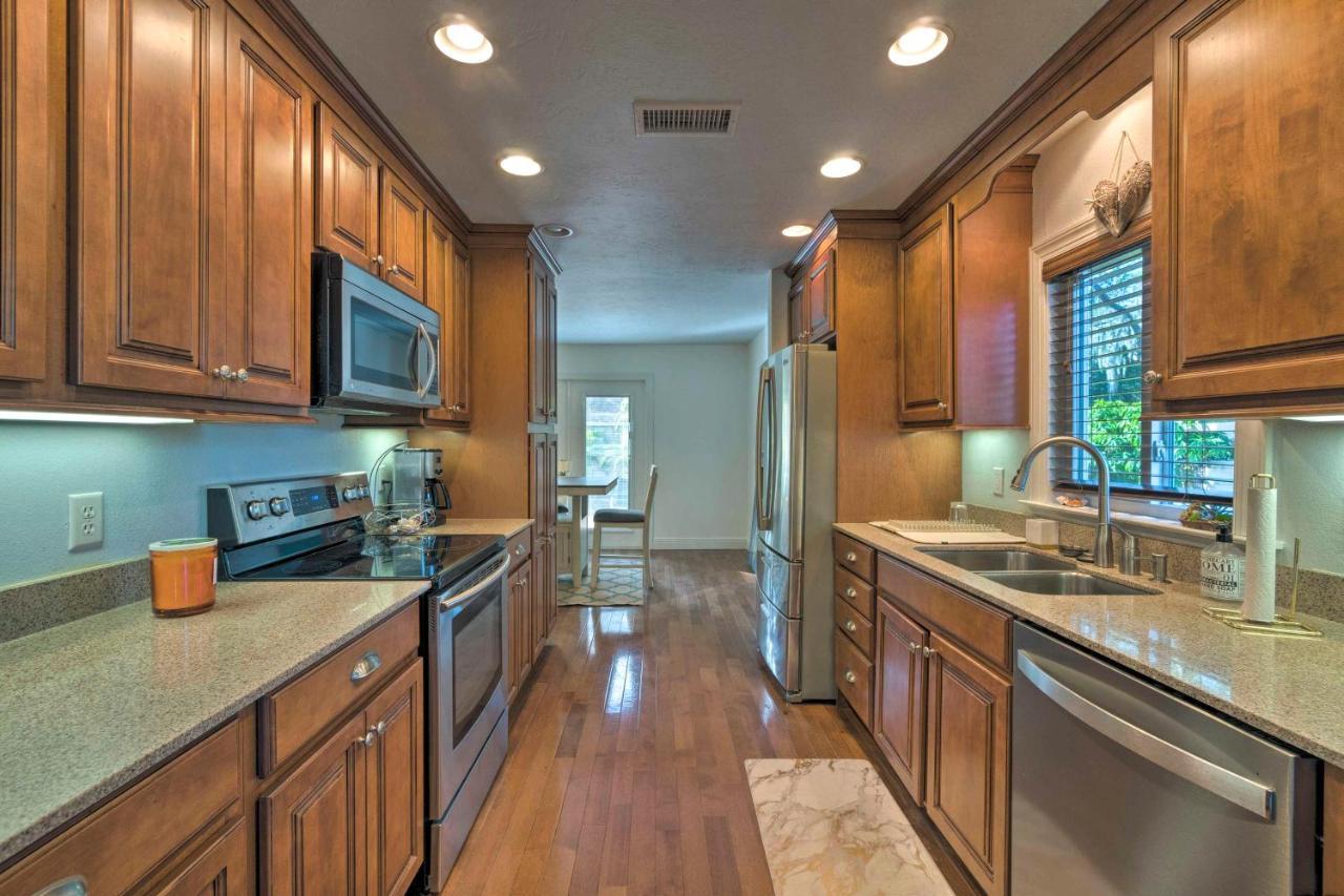 Bright Sarasota Bungalow - 5 Mi To Siesta Beach! Kültér fotó